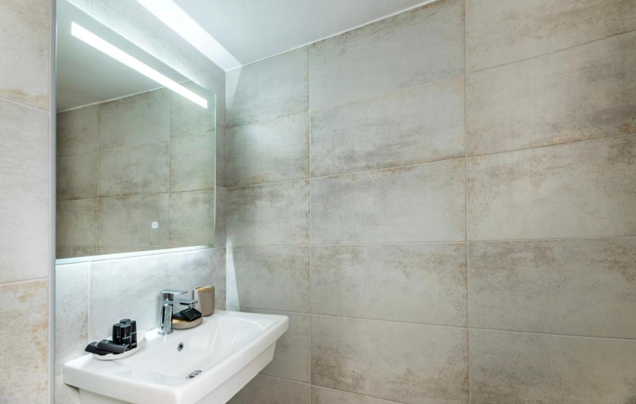 Eleusis Suites Α エクステリア 写真